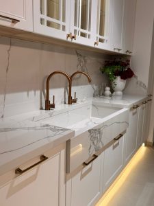 cd20d8dc 54f8 4c00 aa39 0337d3b8f8b5