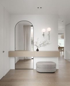 specchio ad arco minimal per ingresso o soggiorno